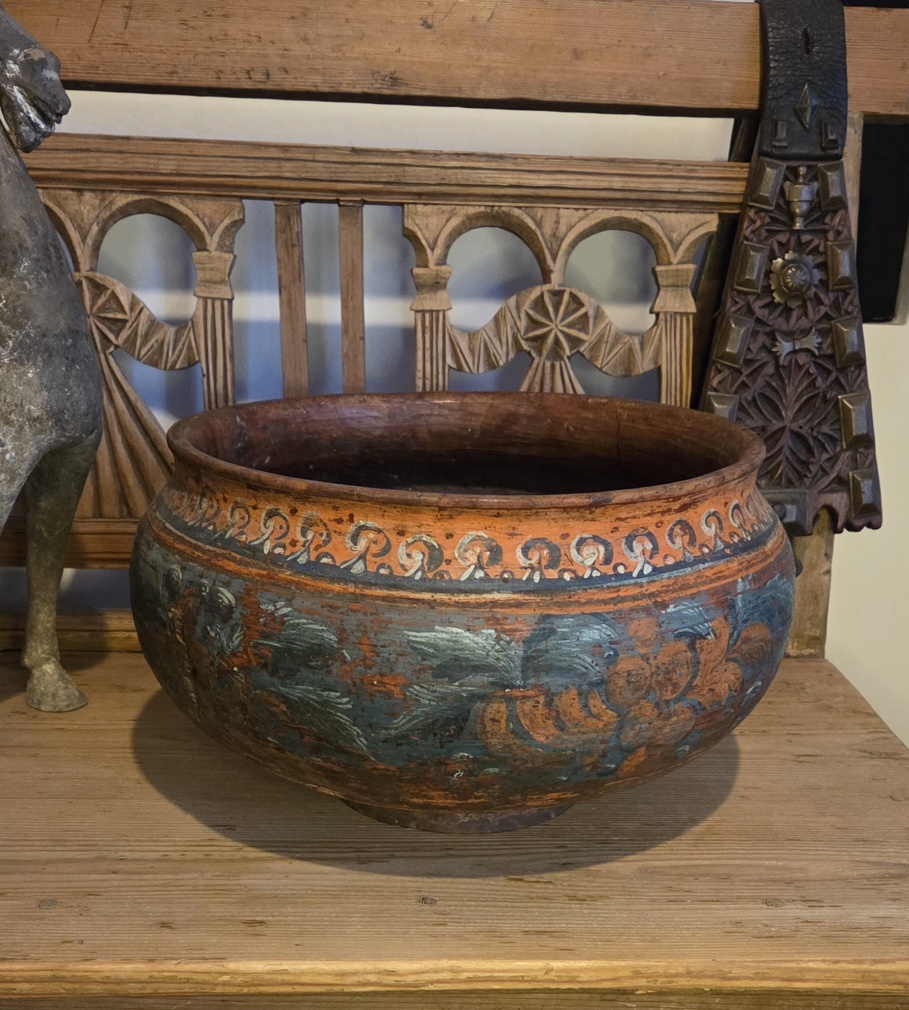 Curio selection: Russian painted wooden bowl detail